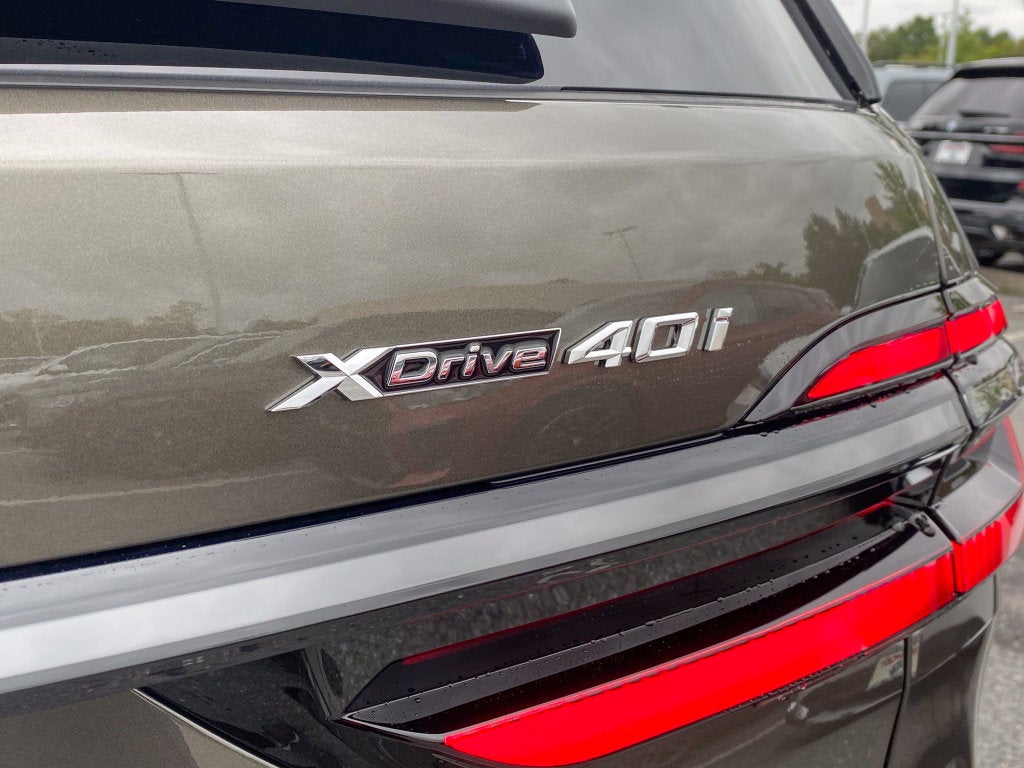 2027 BMW X7 xDrive40i