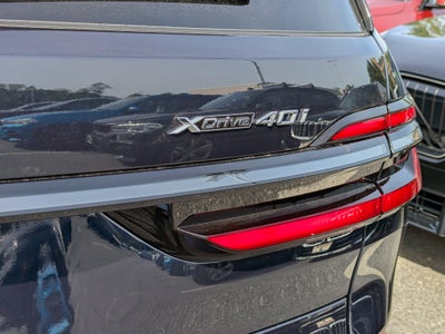 2027 BMW X7 xDrive40i