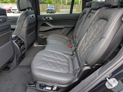 2027 BMW X7 xDrive40i