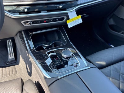 2027 BMW X7 xDrive40i