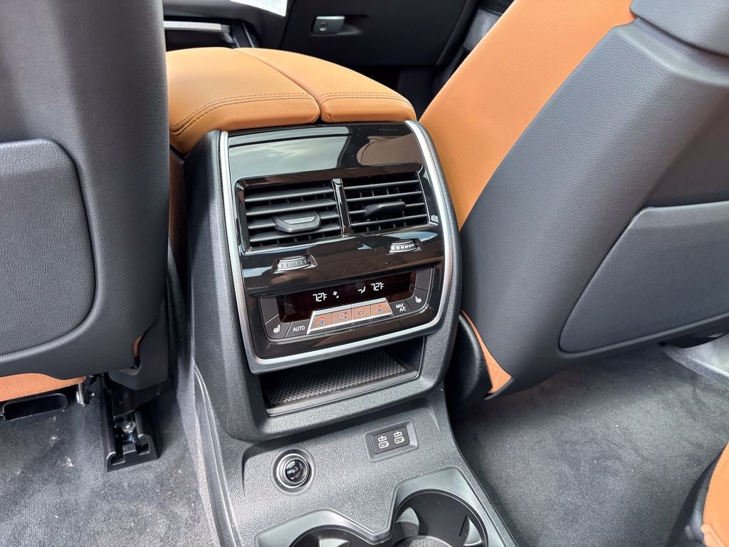 2027 BMW X7 xDrive40i