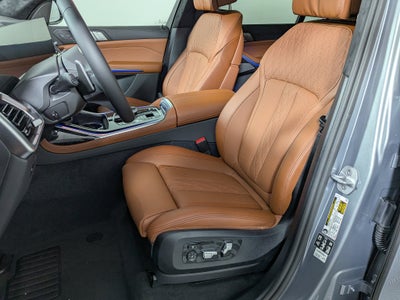 2027 BMW X7 xDrive40i