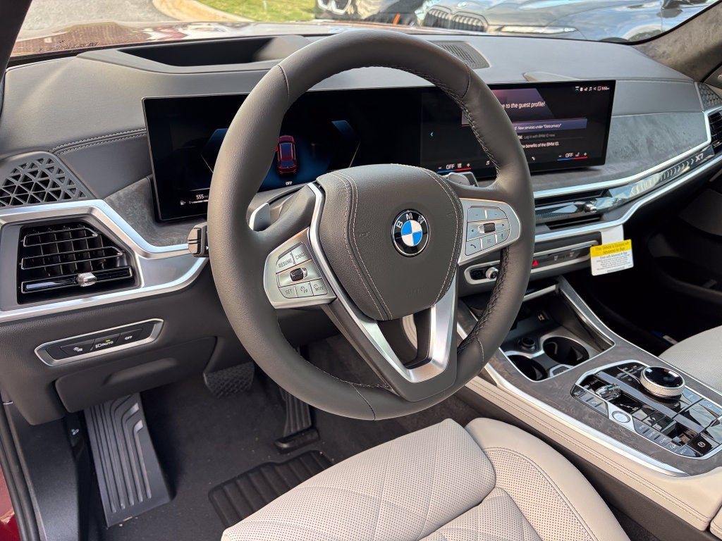 2027 BMW X7 xDrive40i