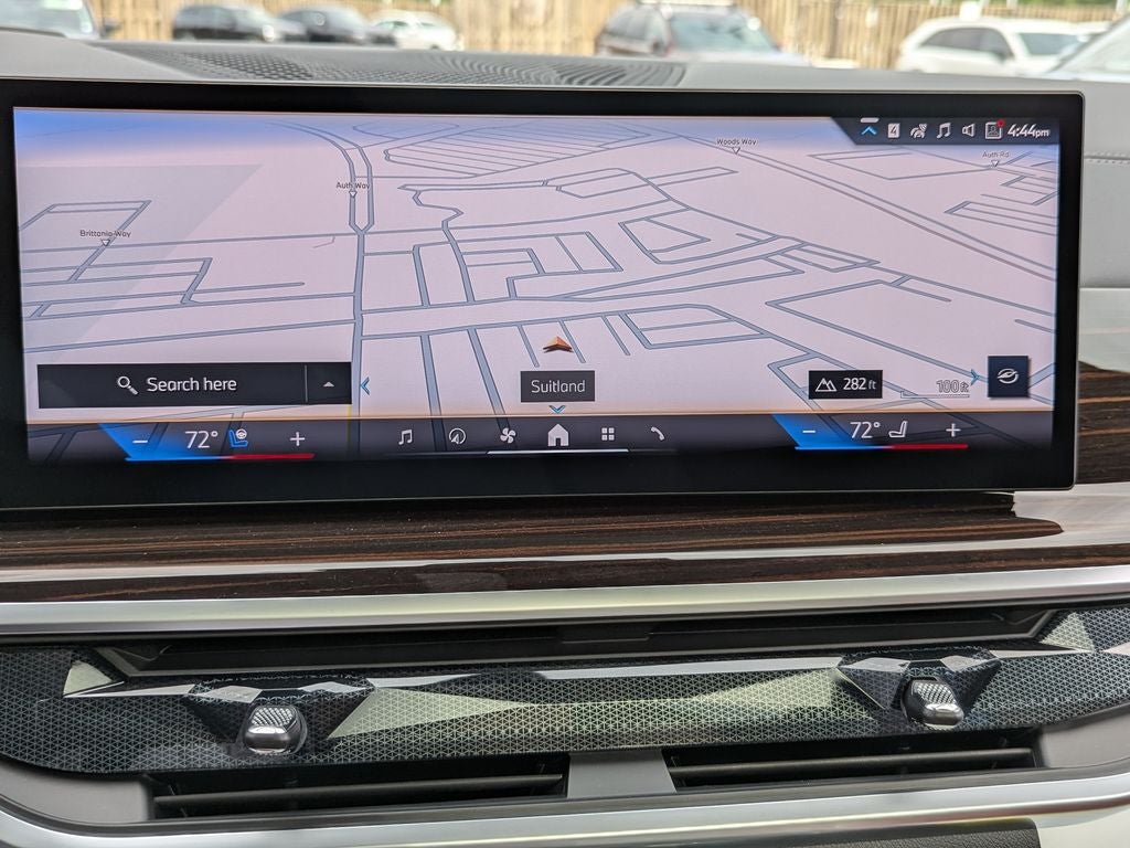 2027 BMW X7 xDrive40i