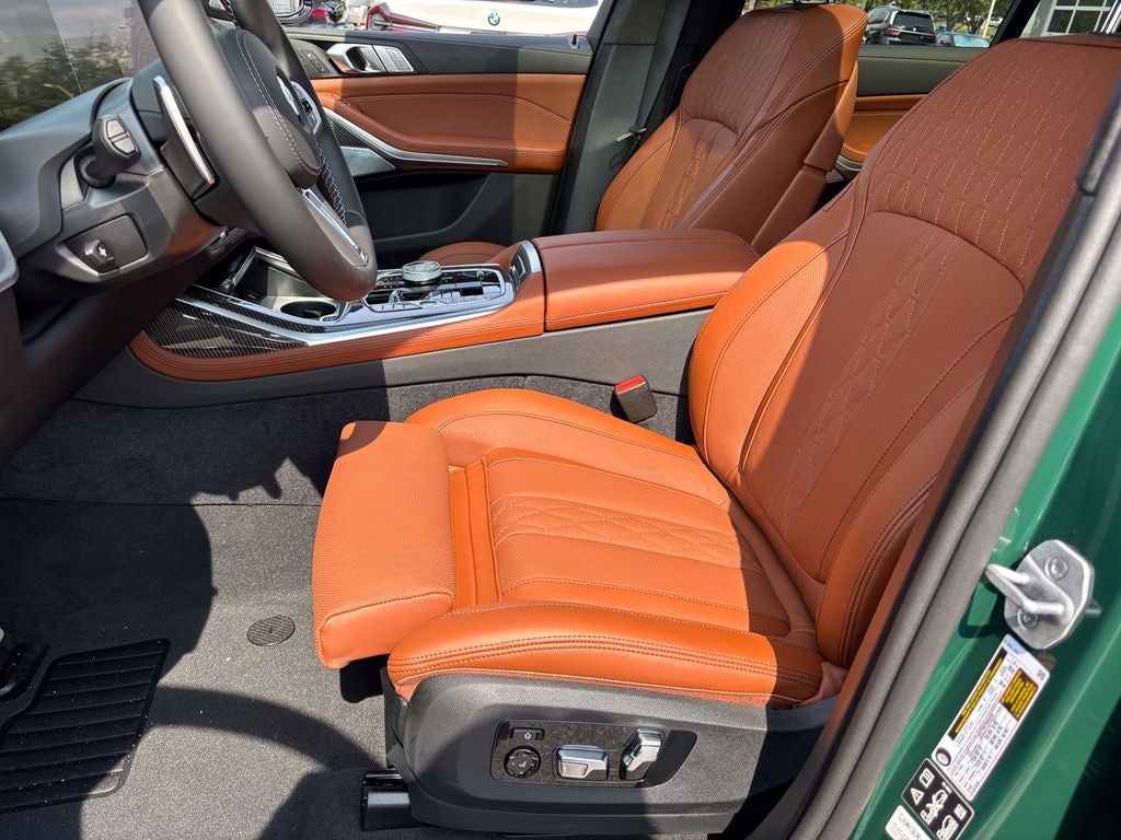 2027 BMW X7 M60i