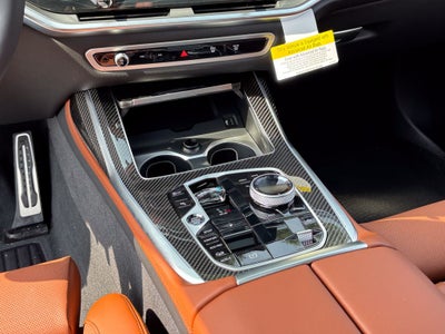 2027 BMW X7 M60i