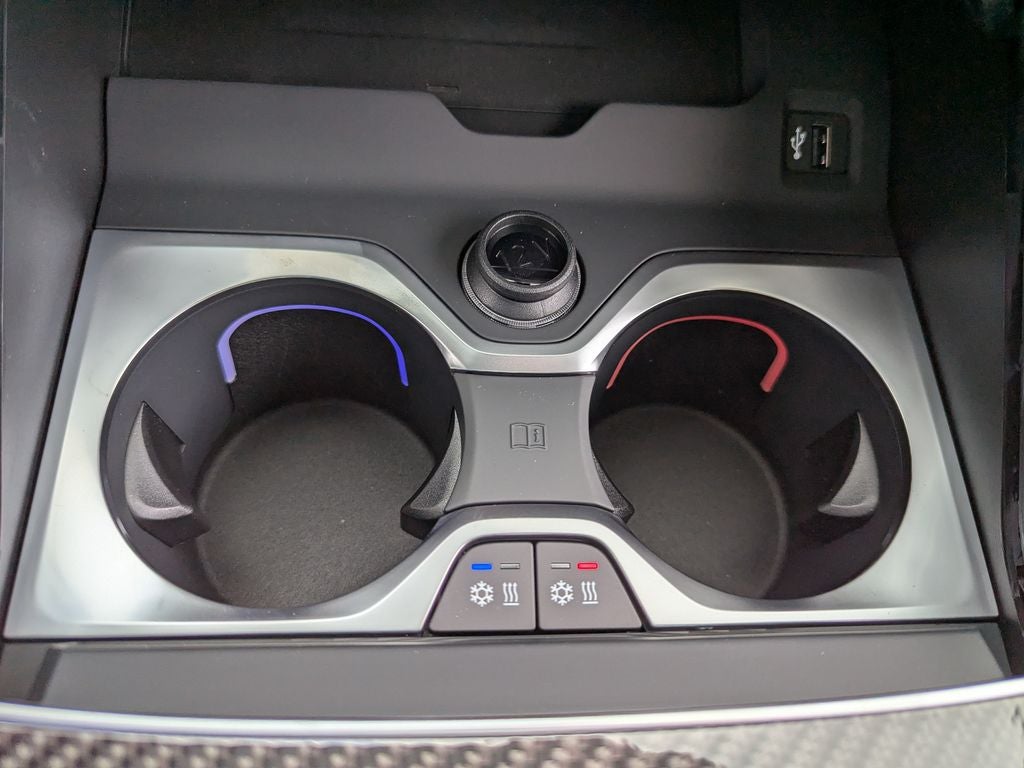 2027 BMW X7 M60i