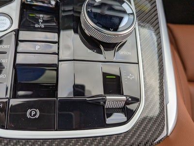 2027 BMW X7 M60i