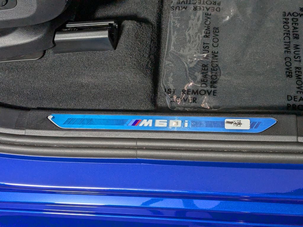 2025 BMW X7 M60i