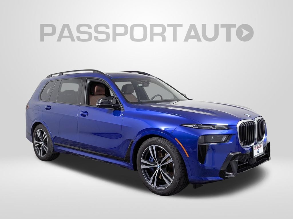2025 BMW X7 M60i