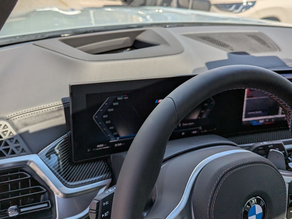 2027 BMW X7 M60i