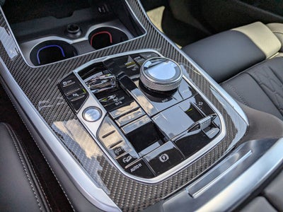 2027 BMW X7 M60i