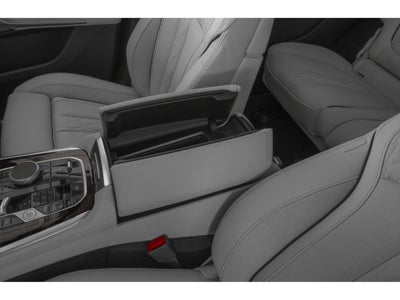 2027 BMW X7 M60i