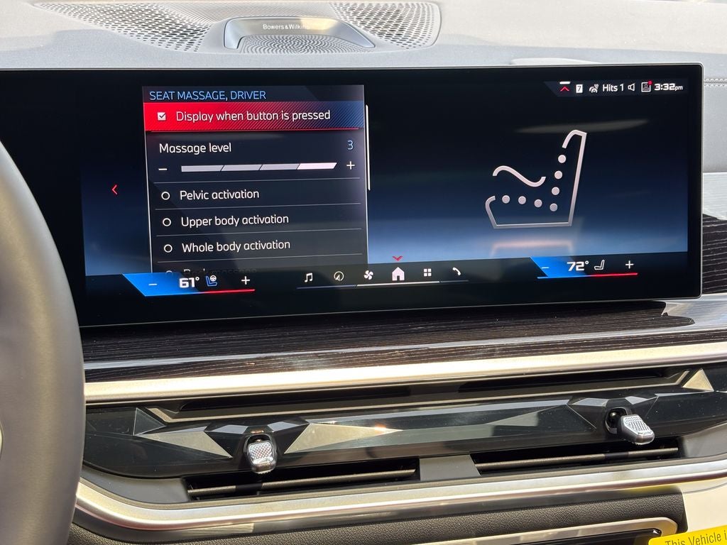 2027 BMW X7 M60i