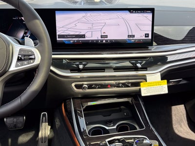 2027 BMW X7 M60i