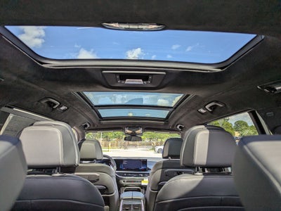2027 BMW X7 M60i