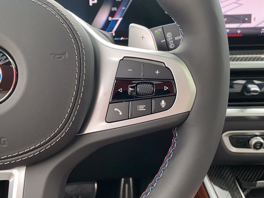 2026 BMW X5 M60i