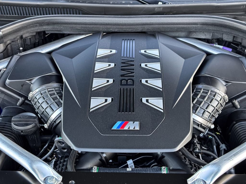 2026 BMW X5 M60i