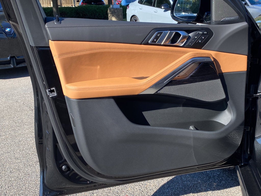 2027 BMW X6 xDrive40i