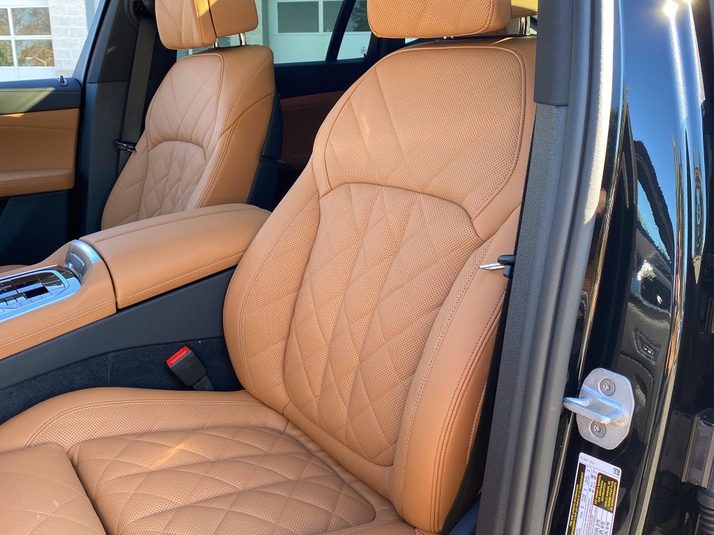 2027 BMW X6 xDrive40i