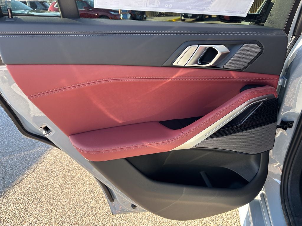 2027 BMW X6 xDrive40i