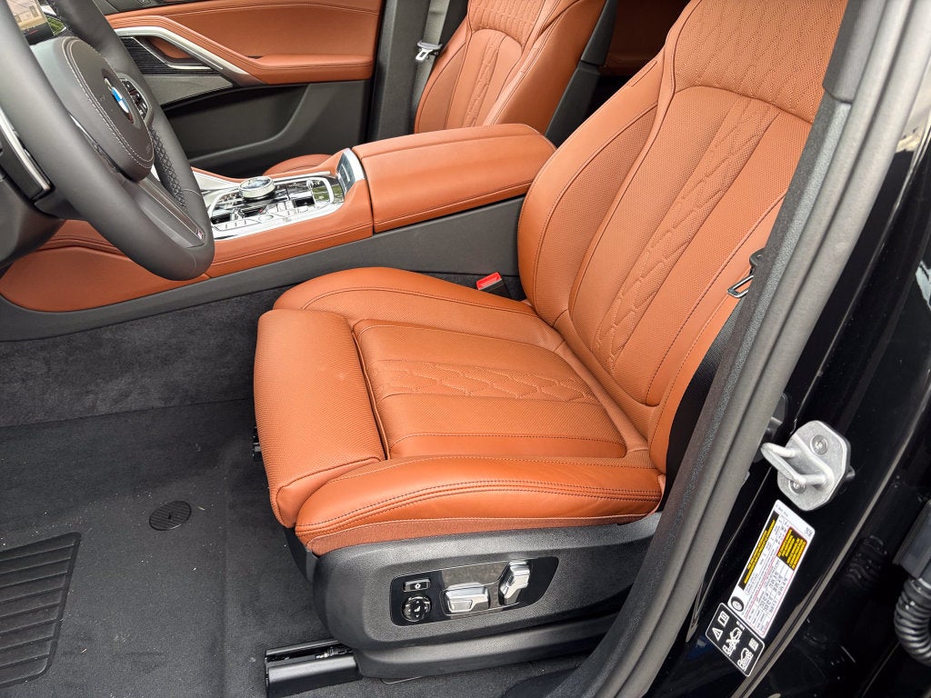 2027 BMW X6 xDrive40i