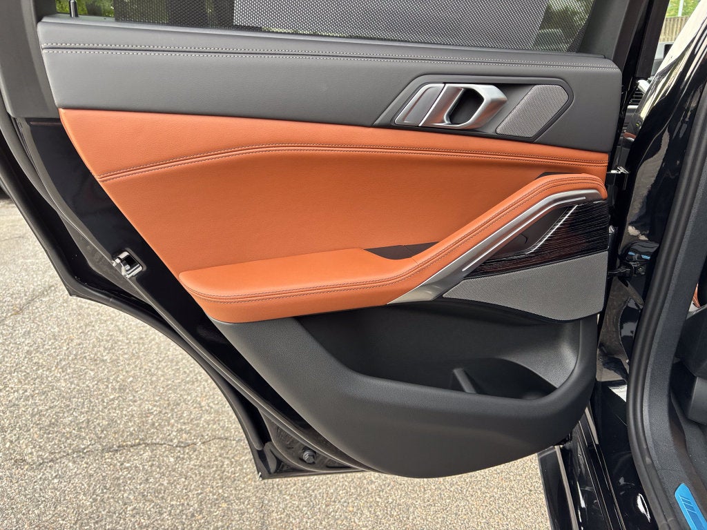 2027 BMW X6 xDrive40i