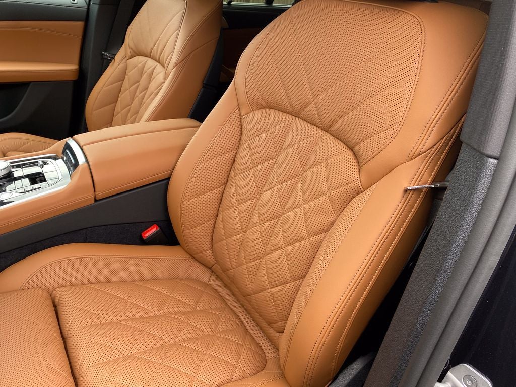 2027 BMW X6 xDrive40i