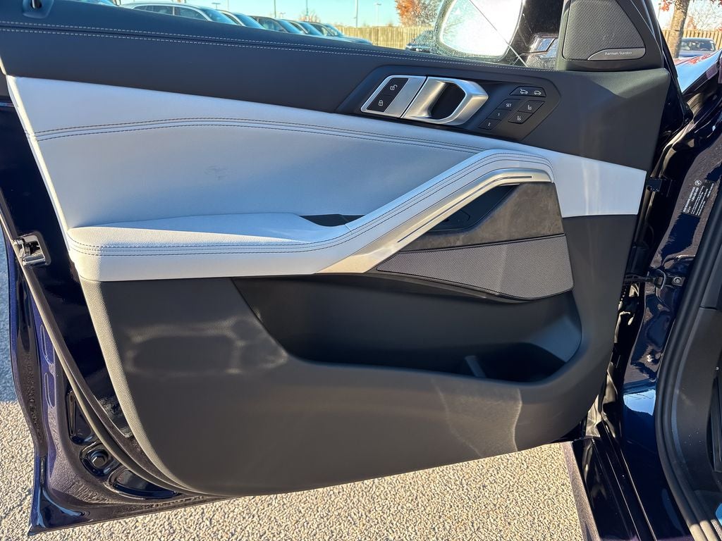 2026 BMW X6 xDrive40i