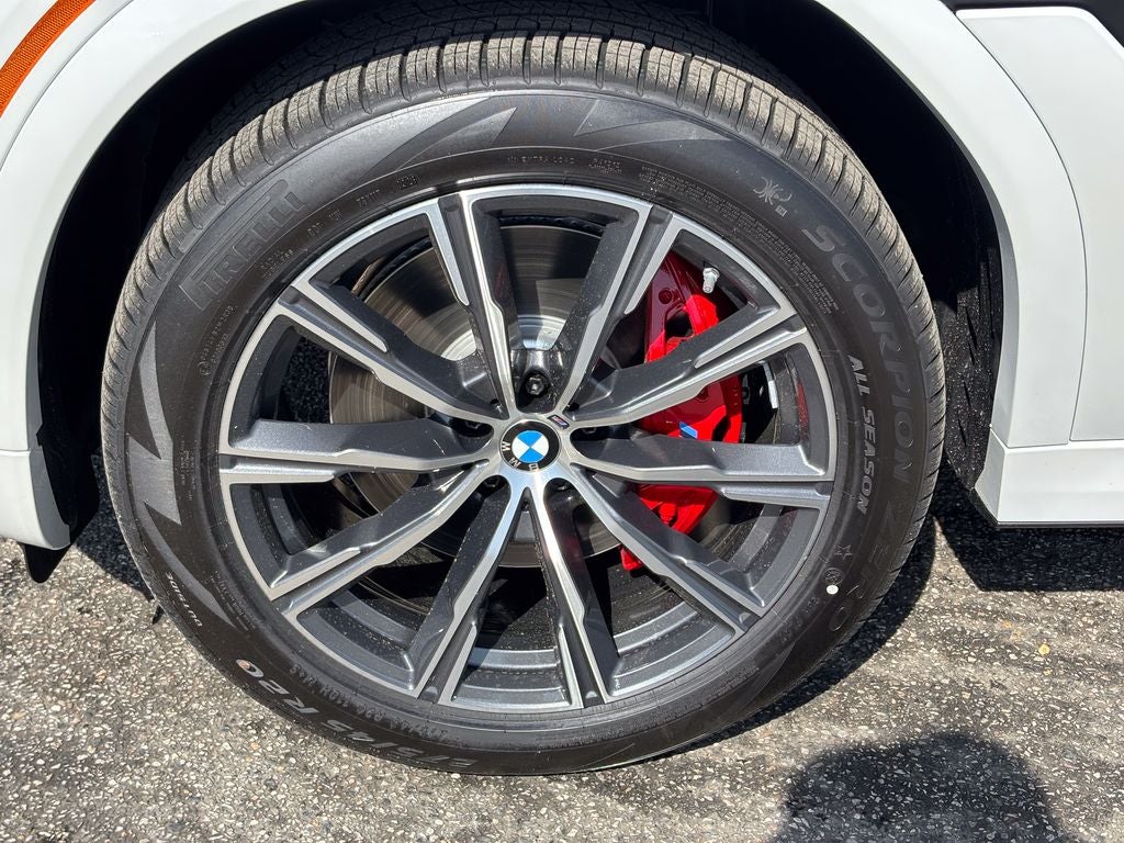 2026 BMW X6 xDrive40i