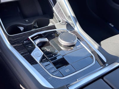 2027 BMW X6 xDrive40i