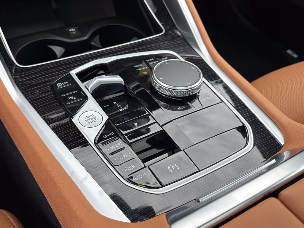 2027 BMW X6 xDrive40i