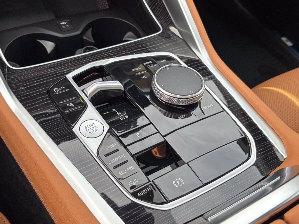 2027 BMW X6 xDrive40i
