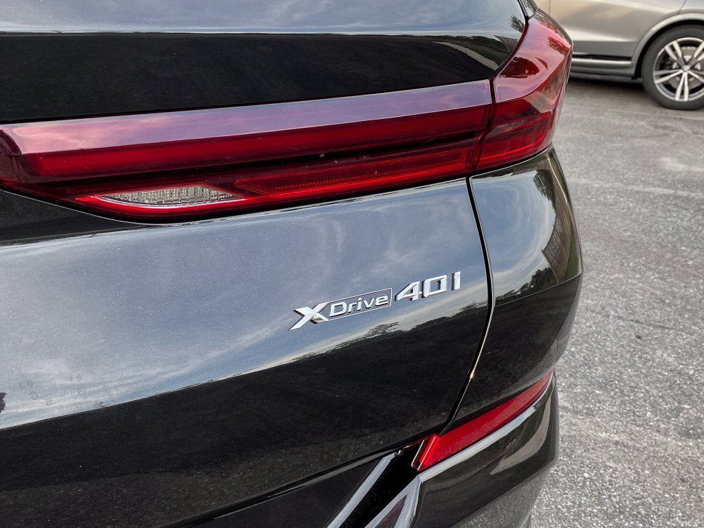 2027 BMW X6 xDrive40i
