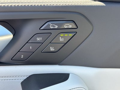 2027 BMW X6 xDrive40i