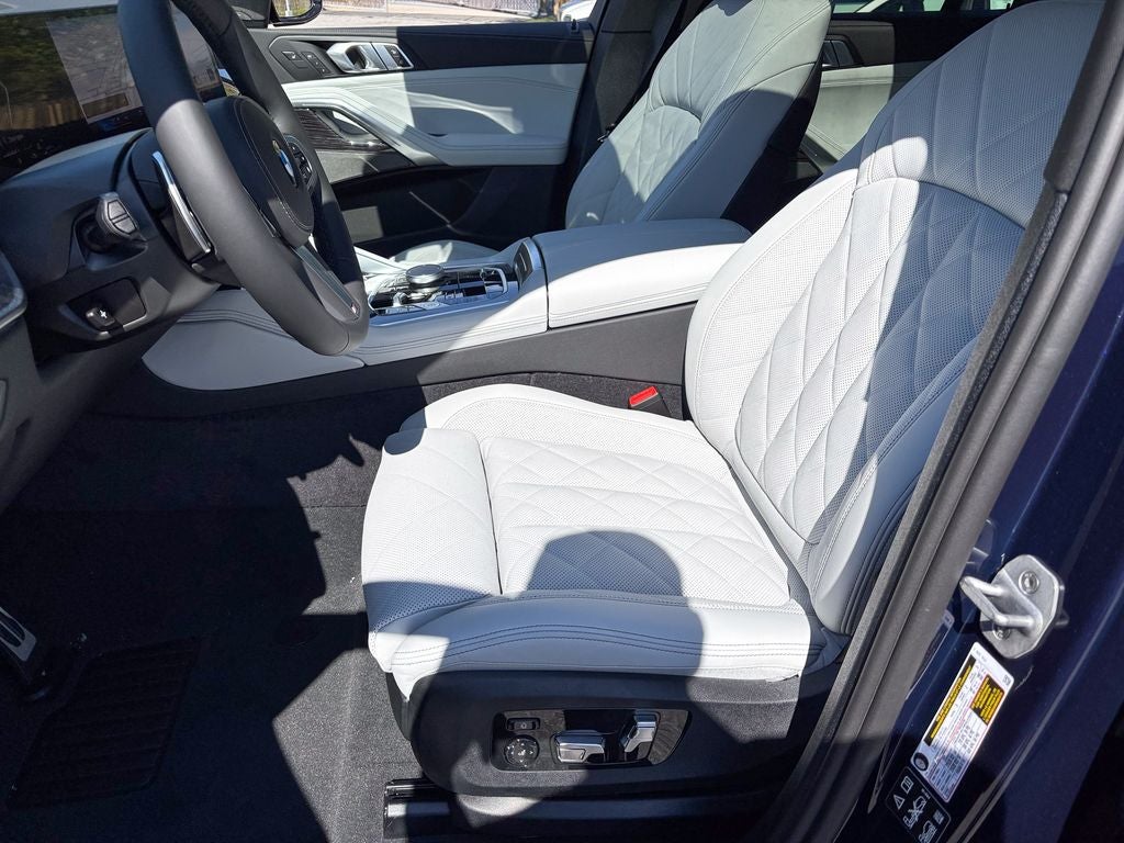 2027 BMW X6 xDrive40i