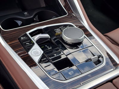2027 BMW X6 xDrive40i