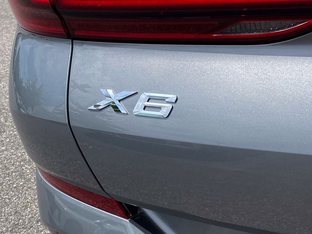 2027 BMW X6 xDrive40i