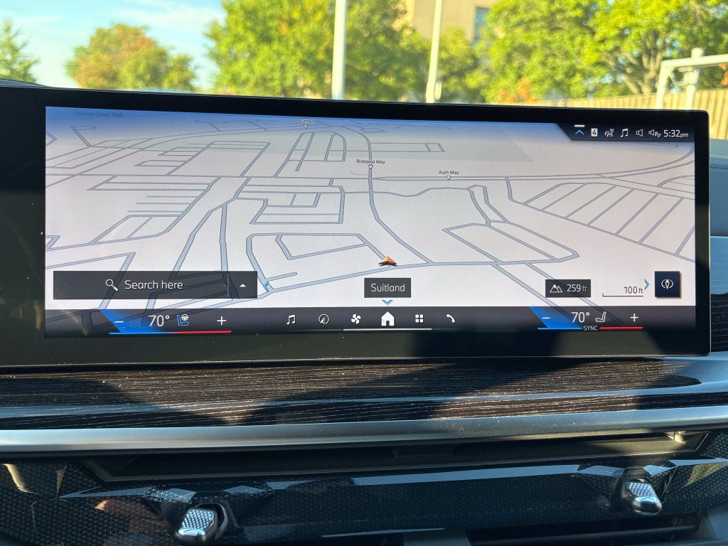 2027 BMW X6 xDrive40i