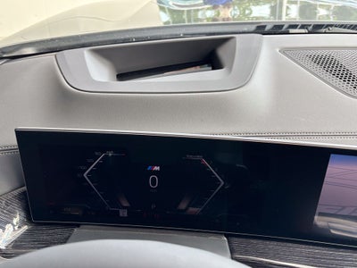 2027 BMW X6 xDrive40i