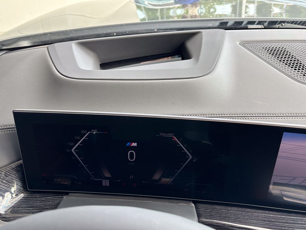 2027 BMW X6 xDrive40i
