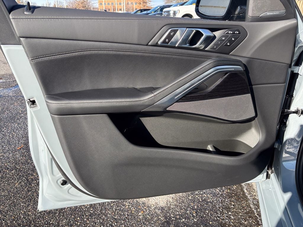 2026 BMW X6 xDrive40i