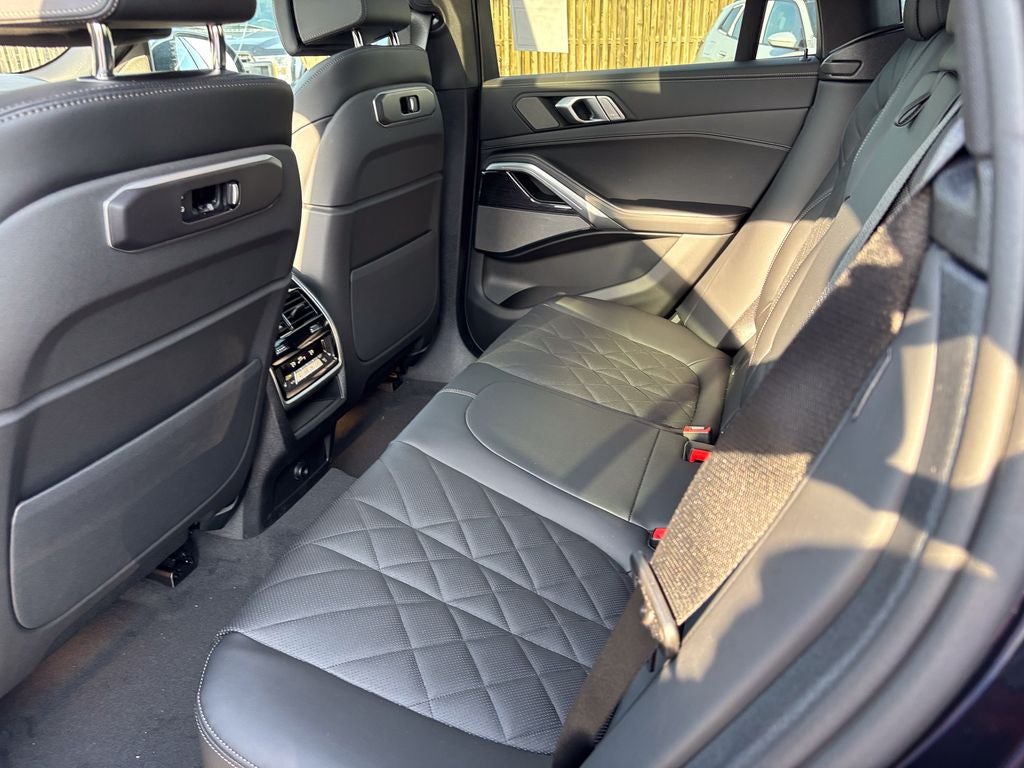 2026 BMW X6 xDrive40i