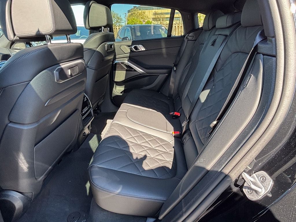 2026 BMW X6 xDrive40i