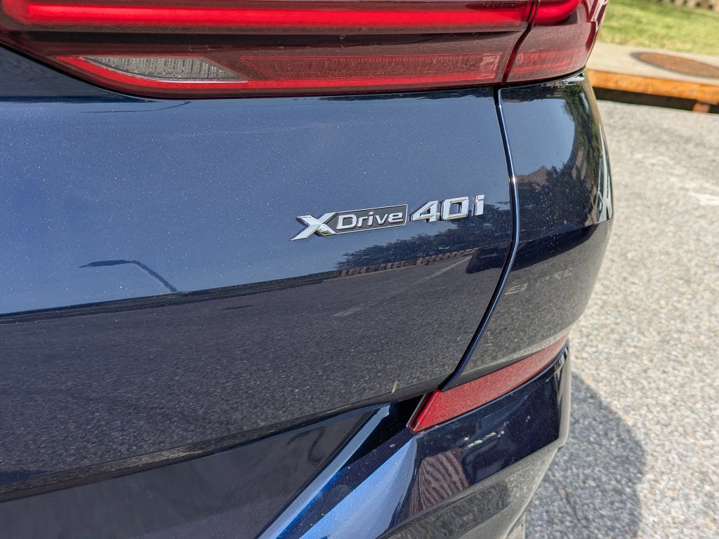 2027 BMW X6 xDrive40i