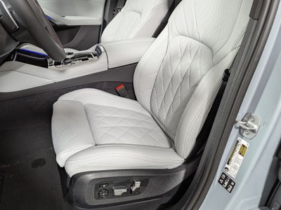 2027 BMW X6 xDrive40i