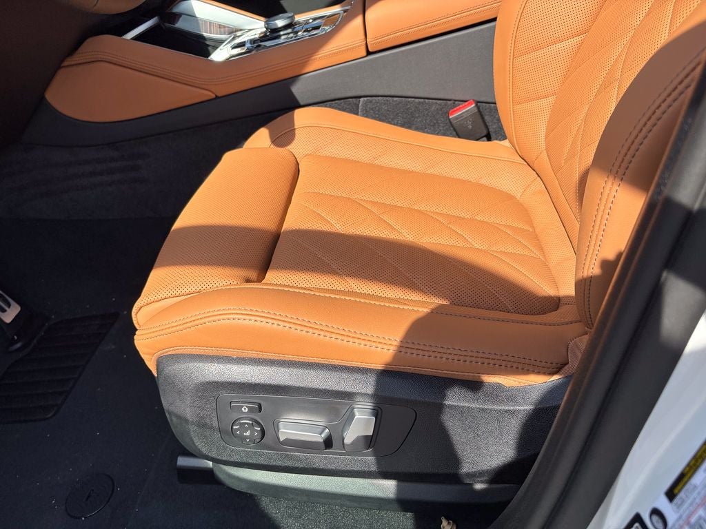 2027 BMW X6 xDrive40i