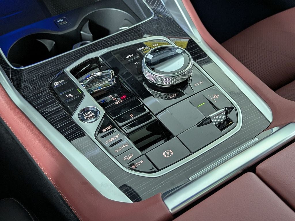 2027 BMW X6 xDrive40i