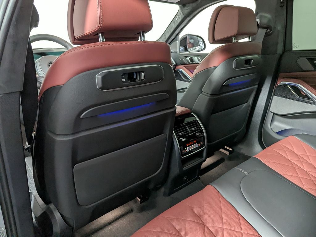 2027 BMW X6 xDrive40i