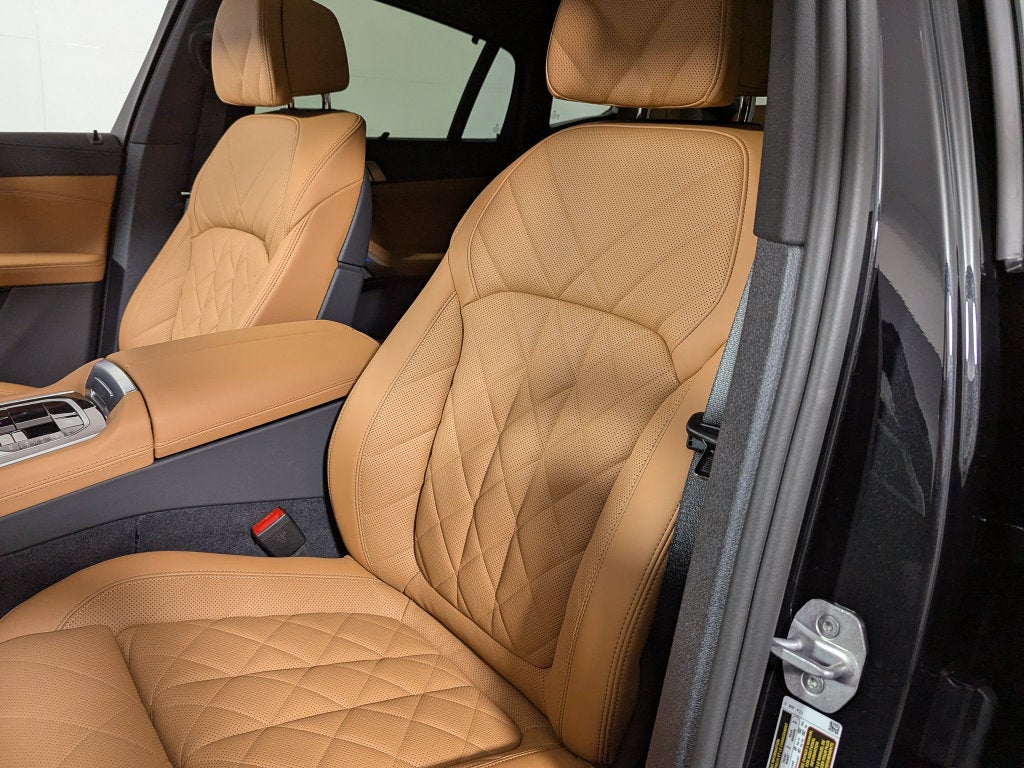 2027 BMW X6 xDrive40i